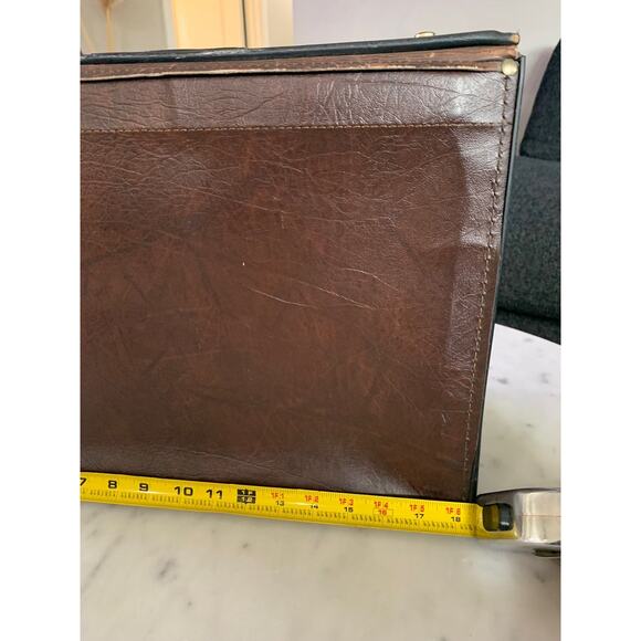 Vintage Brown Leather File Briefcase with Key - Picture 12 of 12